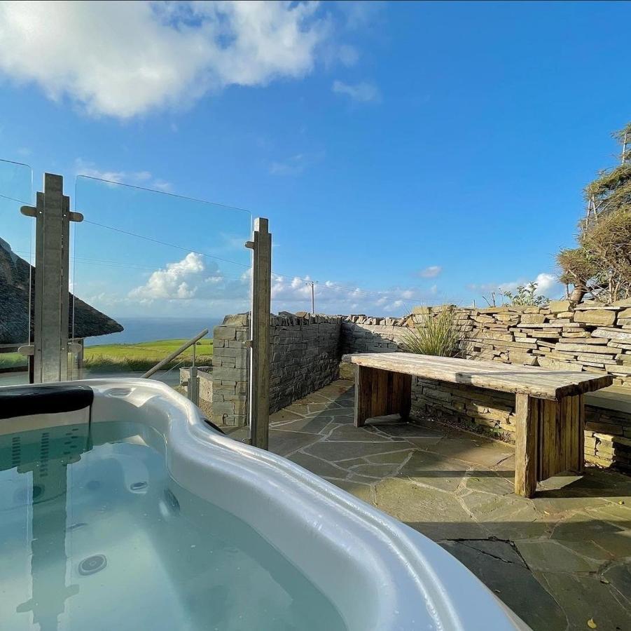 Storytellers Cottage Ballycotteen Экстерьер фото