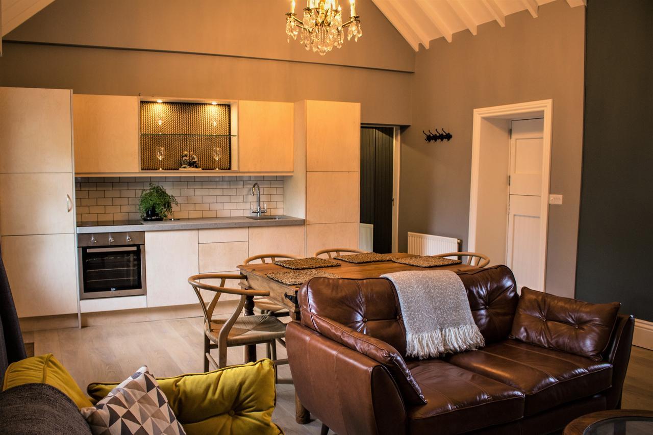 Storytellers Cottage Ballycotteen Экстерьер фото