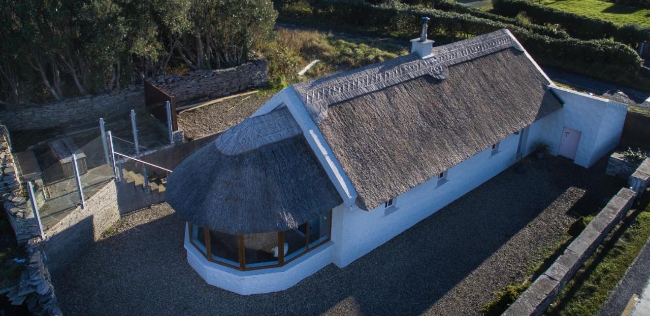 Storytellers Cottage Ballycotteen Экстерьер фото