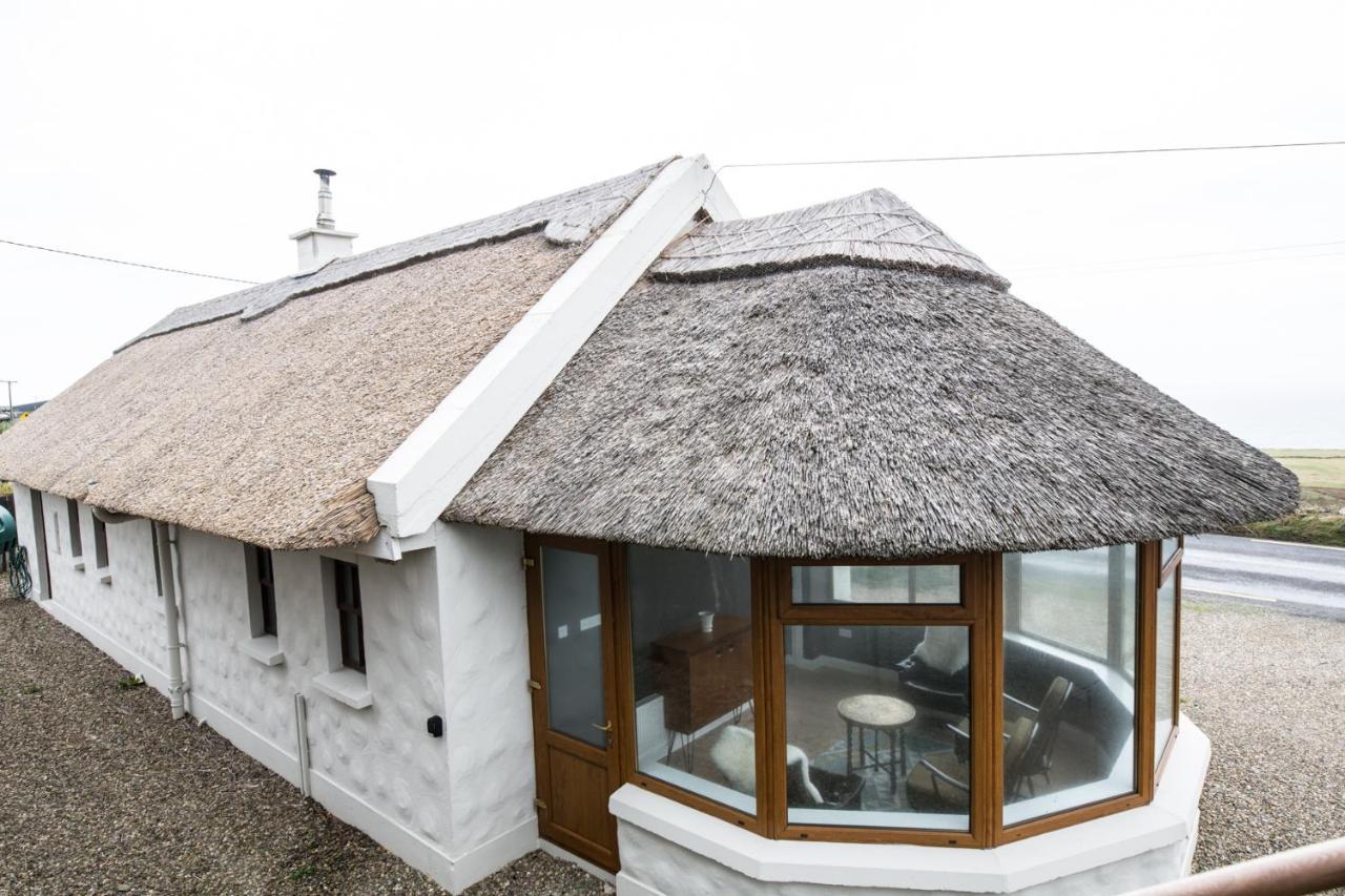 Storytellers Cottage Ballycotteen Экстерьер фото