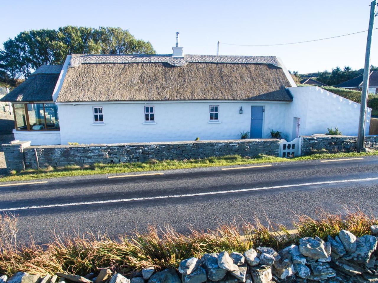 Storytellers Cottage Ballycotteen Экстерьер фото
